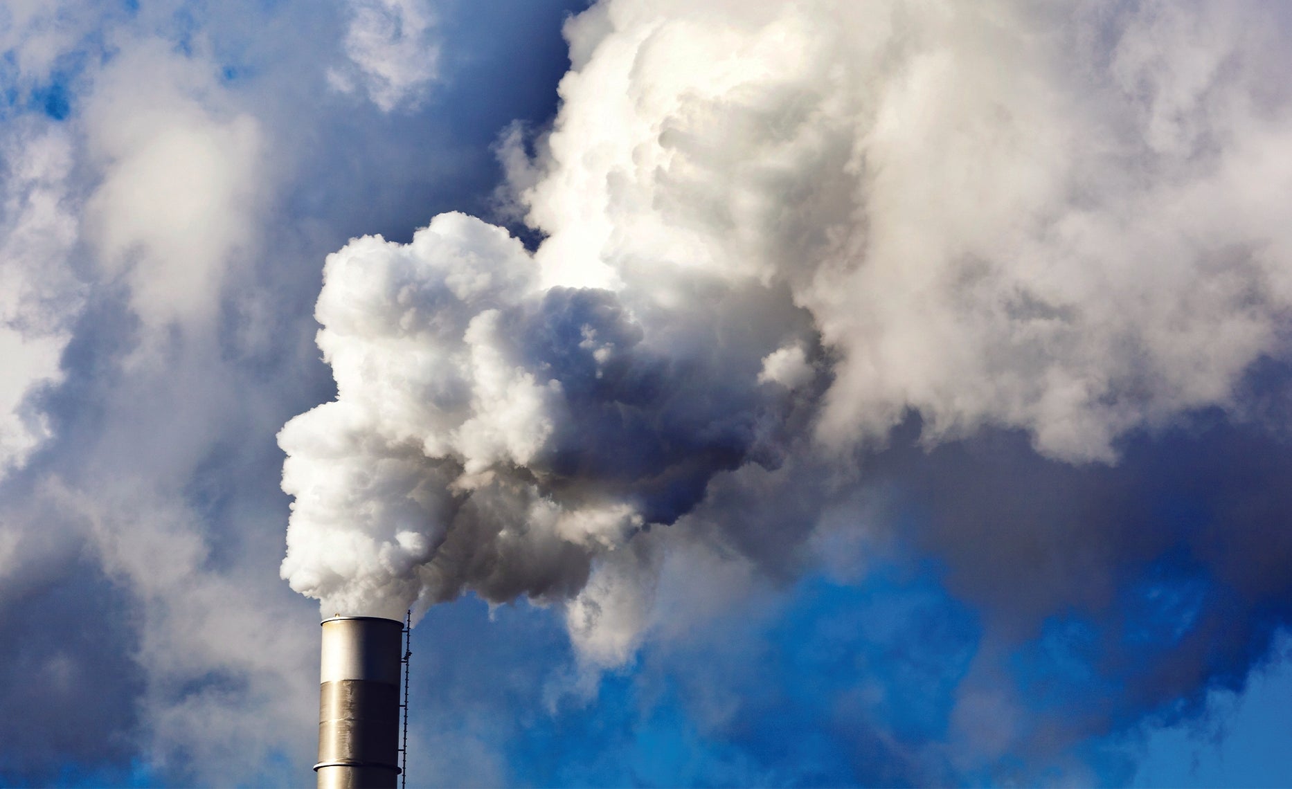 smoke emitted by factory 